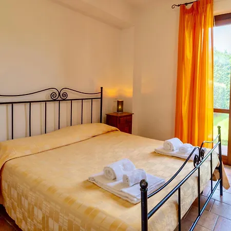 Surrounded By Greenery With Swimming Pool In Sorano Aparthotel