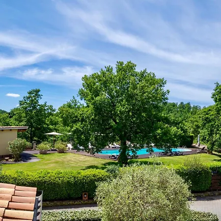 Surrounded By Greenery With Swimming Pool In Sorano (Grosseto)